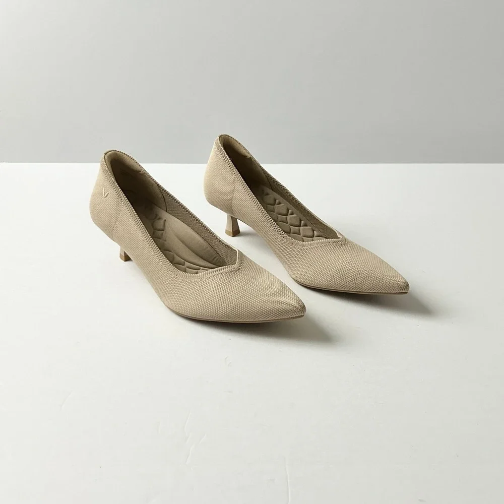 NEW Vivaia Scarlett Pointed Toe V-Cut Kitten Heel Pumps Almond EU 38.5 US 7.5
